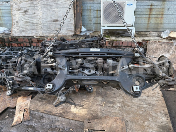 Подрамник Mercedes C 2006-2016 A2123503805 W204, задний Mercedes-Benz C-klasse 