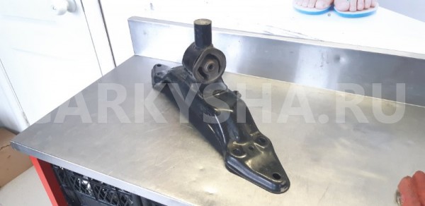 Балка АКПП Subaru Impreza G10 EJ15 1996-2000 Subaru Impreza 