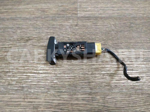 Кнопка антипробуксовочной системы Ssang Yong Actyon оригинальный номер 8520034390LBA