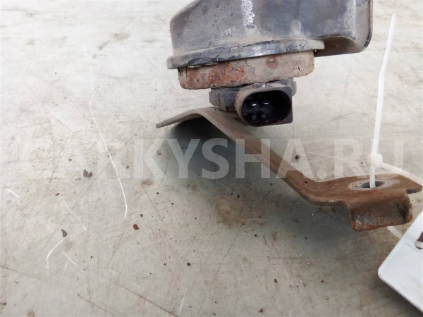 Сигнал звуковой LOW VW Golf V 2003-2009 Volkswagen Golf оригинальный номер 5C0951221B
