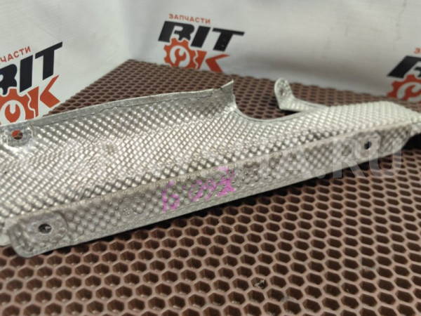 Кронштейн защиты BMW 5er оригинальный номер 51 48 7 170 012, 51 48 7 170 012, 51487170012, 7170012