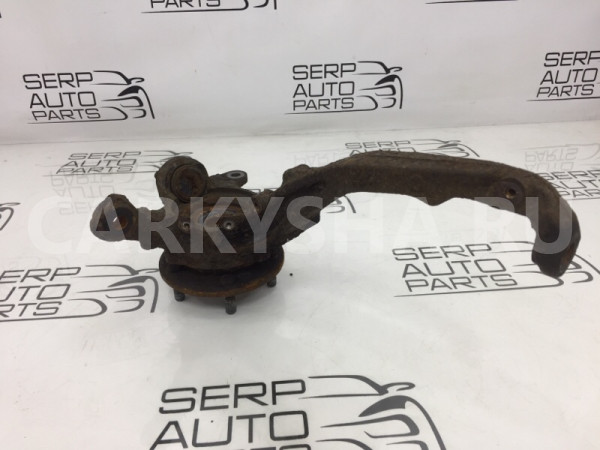 Поворотный кулак передний правый Honda CR-V 1 RD3 Honda CR-V 
