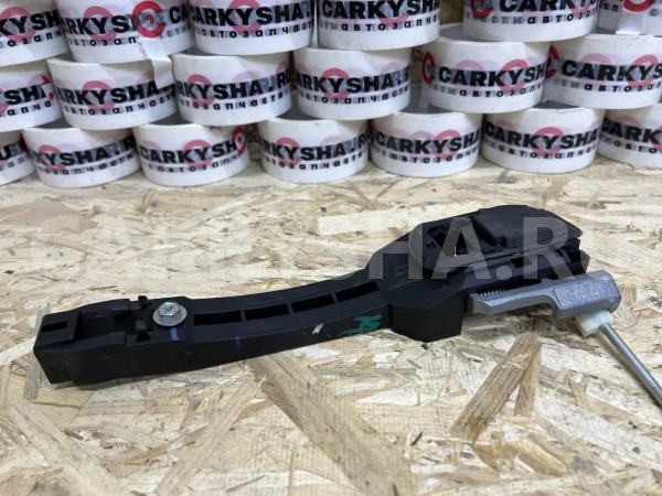 Кронштейн ручки двери передней правой Jetour X50 оригинальный номер 51F31A106