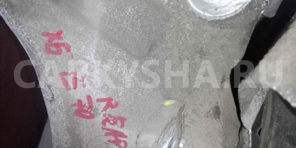 Кулак BMW X5 E70 (2006—2010) BMW X5 оригинальный номер 33326879102