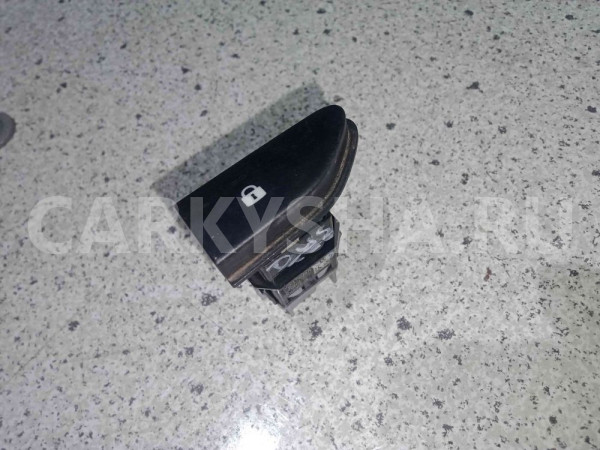 Кнопка центрального замка Renault Duster I рестайлинг (2015—2021) Renault 15 оригинальный номер 252103678r