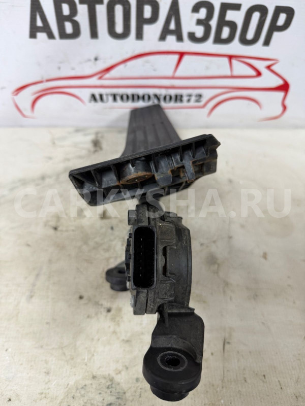 Педаль газа Hyundai Elantra 5 MD Hyundai Elantra оригинальный номер 32700-3XXX
