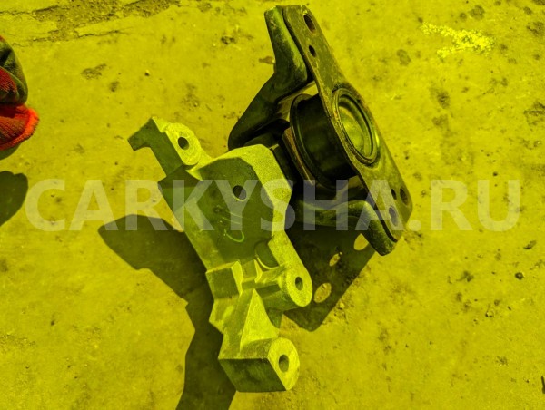 Подушка двигателя Nissan Tiida 