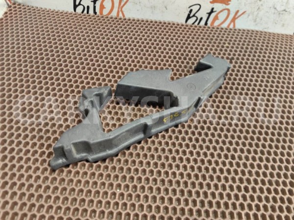 Пенопласт уплотнитель крыла BMW X3 