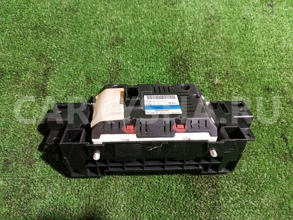 Дисплей информационный Ford Focus 