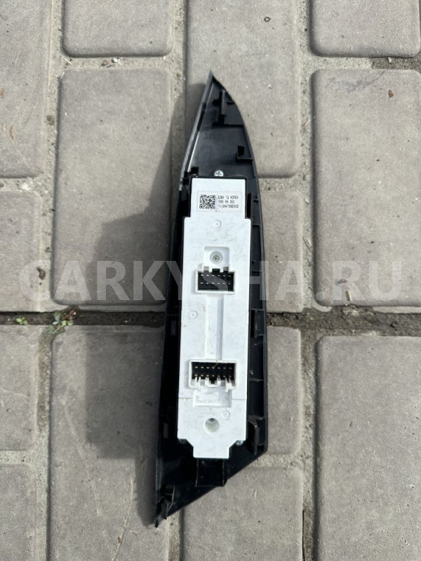 Блок управления стеклоподъемниками Mazda 3 BL Mazda 2 оригинальный номер BEK666350