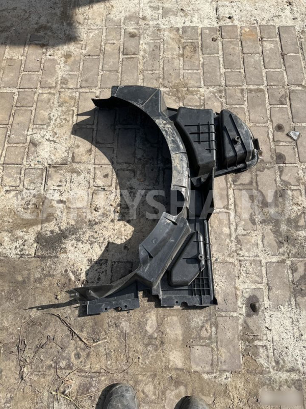 Вставка ниши багажника правая Infiniti FX S50 Infiniti FX оригинальный номер 84974CG000