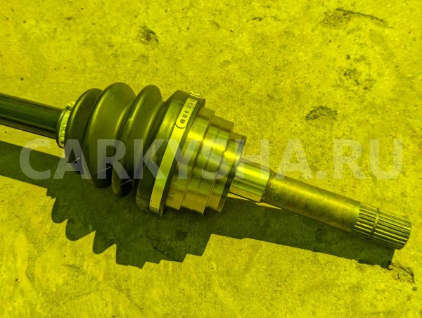 Привод Mazda Proceed Marvie оригинальный номер M070-25-600A