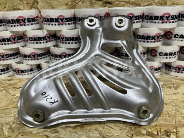 Экран тепловой Toyota Corolla XII (E210) – седан оригинальный номер 17167-0T120