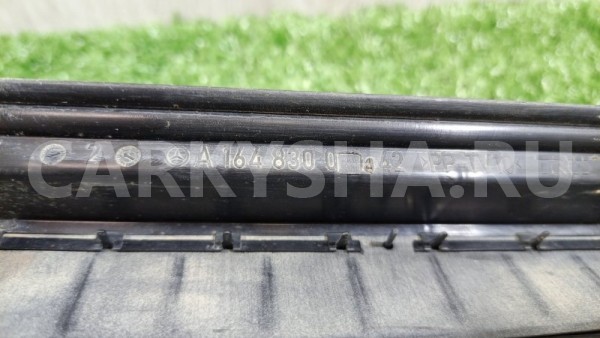 Решетка вентиляционная правая Mercedes-Benz Mercedes-Benz M-klasse 