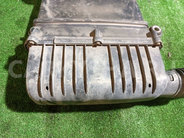 Корпус воздушного фильтра Fiat Albea 