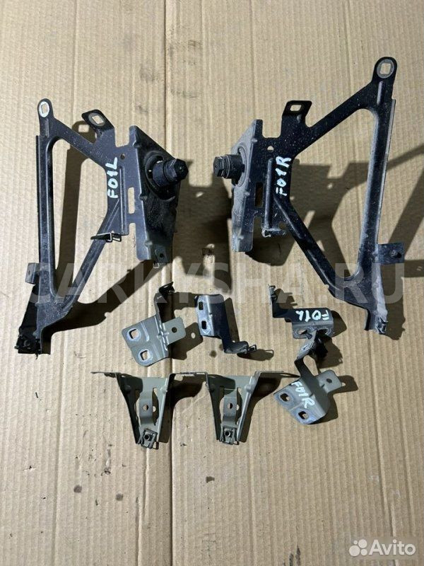 Кронштейн крыла BMW 7 F01 N54B30 2010 BMW 7er оригинальный номер 41 35 7 207 186