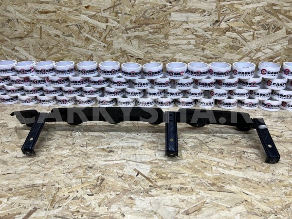 Усилитель бампера задний Toyota Fortuner II Рестайлинг оригинальный номер 52346-0K020