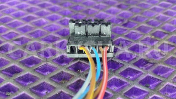 Разъем 0295450628 Mercedes-Benz W124 Mercedes-Benz W124 оригинальный номер 0295450628