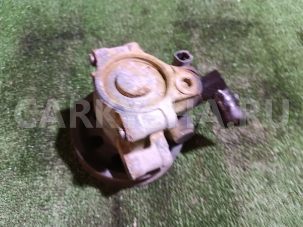 Насос гидроусилителя Ford Focus оригинальный номер 1358536