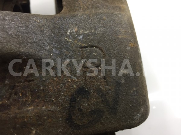 Суппорт передний правый Suzuki Grand Vitara JB424X Suzuki Grand Vitara 