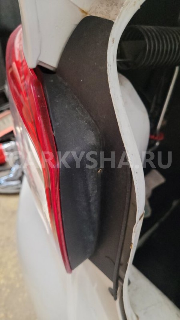 Фонарь Renault Logan 2015 L8MV K7MA812, задний левый Renault Logan 