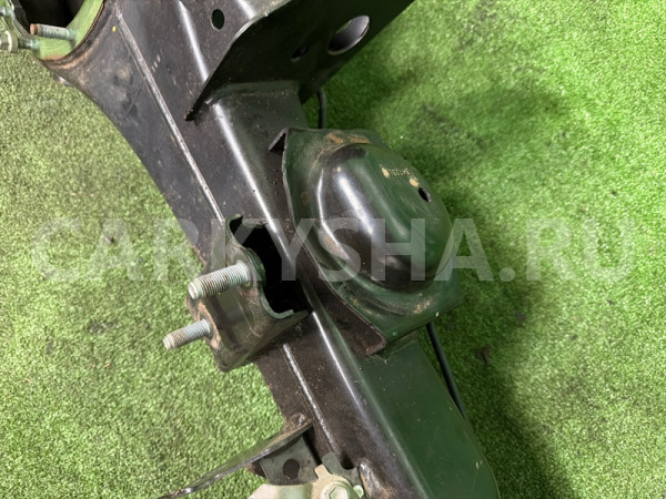 Чулок моста Toyota Tundra 2021-2026 044120C040, задний Toyota Tundra 
