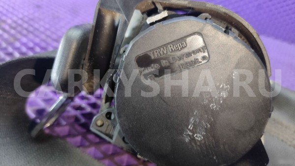 Ремень безопасности задний Mercedes-Benz W210 Mercedes-Benz E-klasse 