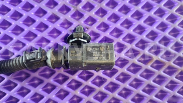 Разъем 3B0973813 VAG Audi 200 оригинальный номер 3B0973813