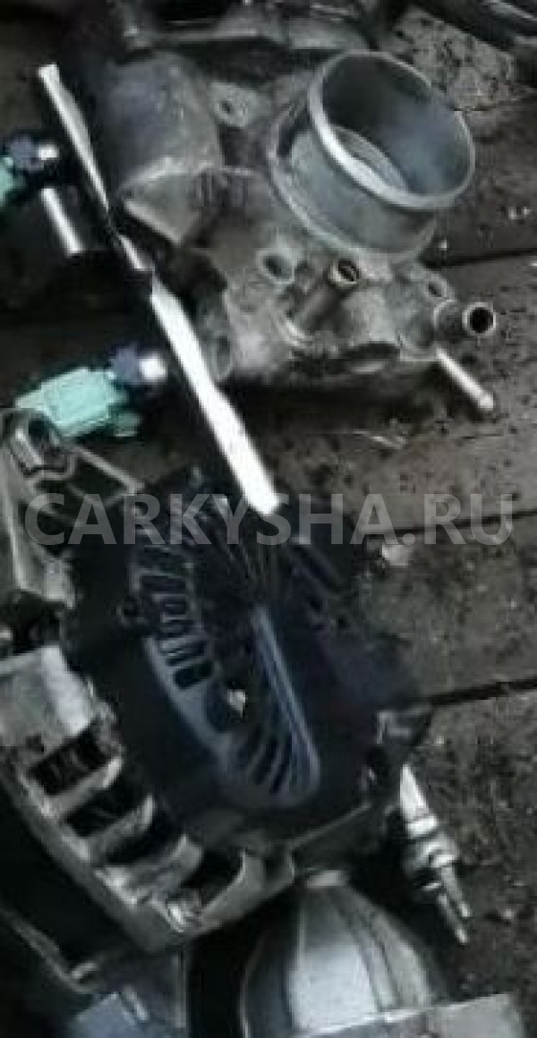Рейка топливная (рампа) с форсунками  Kia Ceed ED Hyundai Solaris оригинальный номер 353402B010