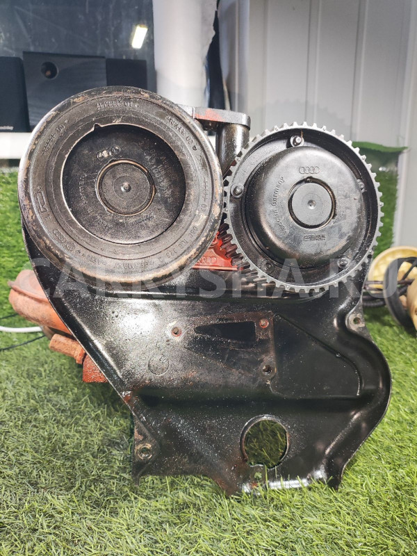 Головка блока цилиндров Audi A6 Audi 200 оригинальный номер 06C103373F