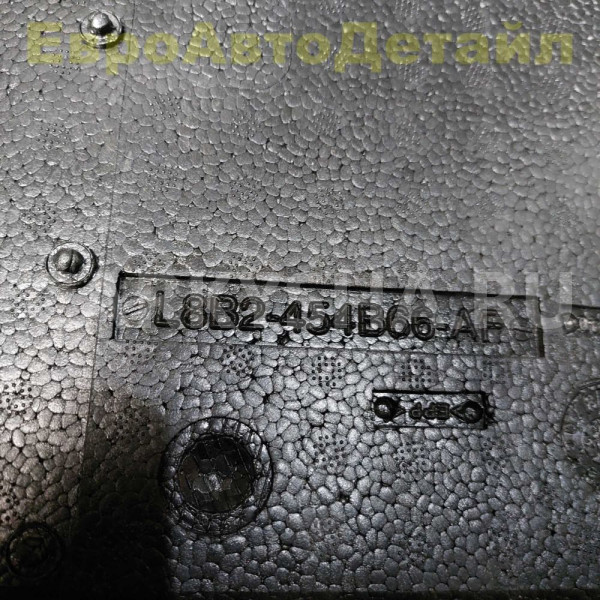 Отсек для инструмента Land Rover Defender 2 (L663) Land Rover Defender оригинальный номер LR179185