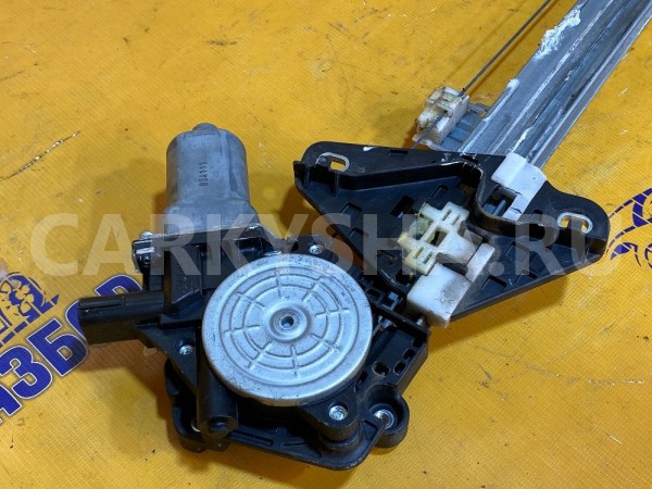 Стеклоподъемник задний левый Honda CR-V 3 RE Honda CR-V оригинальный номер 72750SWAA01