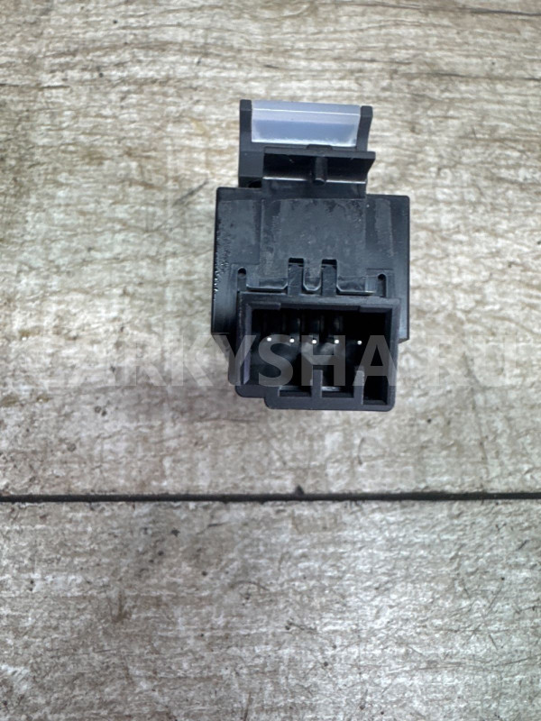Кнопка стеклоподъёмника Range Rover Jaguar Land Rover Discovery оригинальный номер LR059773
