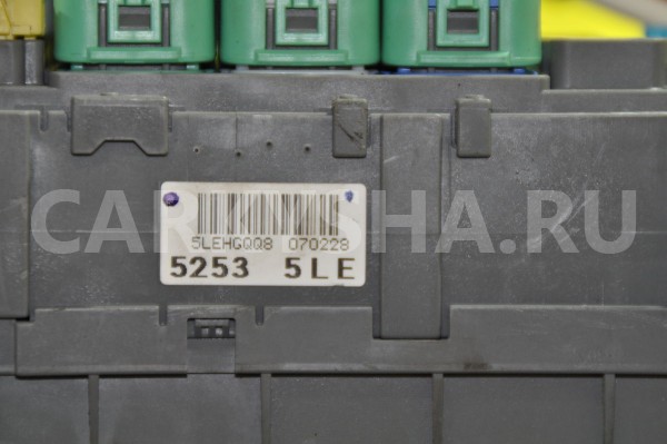 Блок предохранителей салонный Honda Civic 