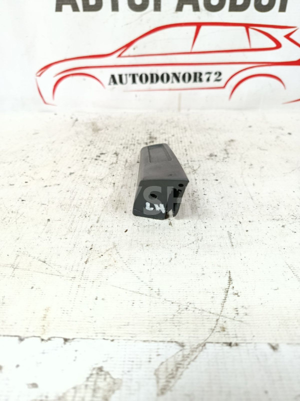Ручка регулировки сиденья VW Golf Mk5 2003-2009 Volkswagen Golf оригинальный номер 1K0882251