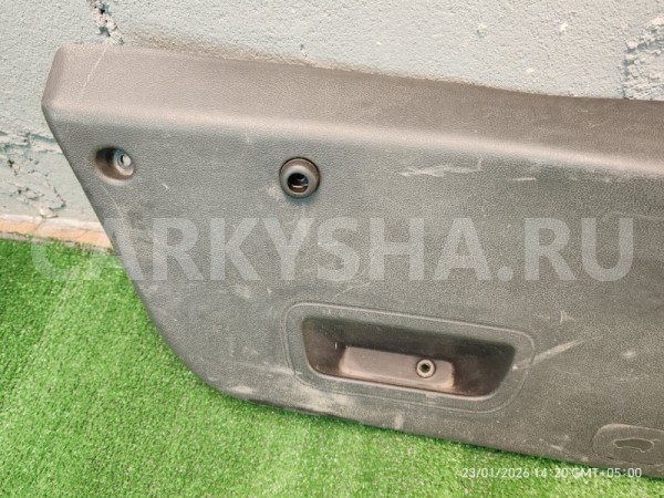 Накладка крышки багажника Hyundai Solaris 2011 817501R200RY ХЭТЧБЕК G4FC Hyundai Solaris 