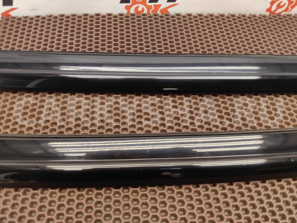 Леера молдинги крыши BMW X1 оригинальный номер 51 13 8 051 559, 51 13 8 051 559, 51138051559, 8051559, 51 13 8 051 560, 51138051560, 8051560