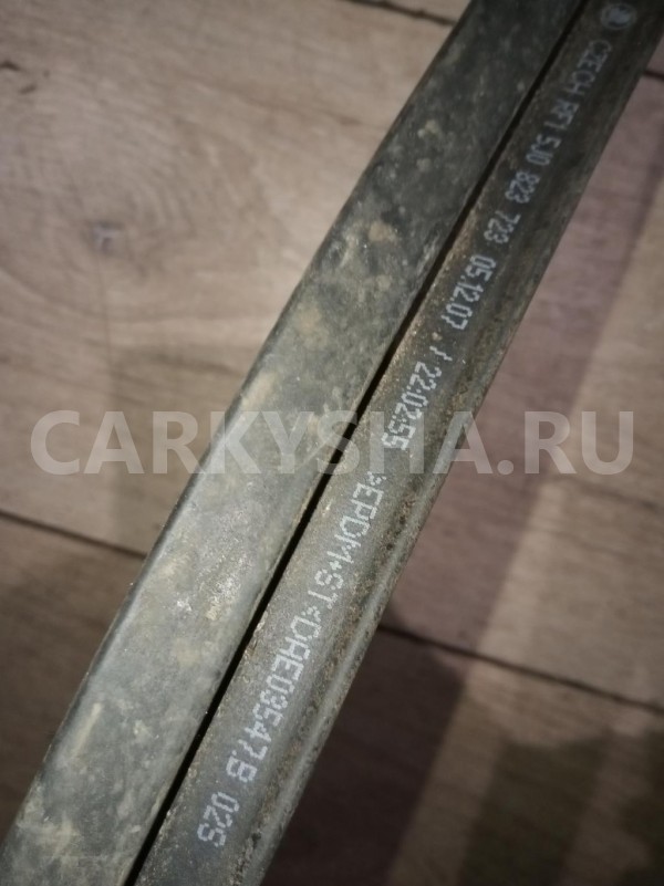 Название детали Уплотнитель капота Модель Skoda Fabia II Skoda Fabia оригинальный номер 5J0823723