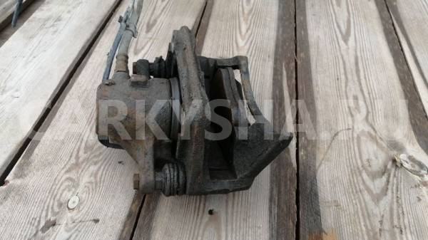 Суппорт передний правый Mercedes W202 Mercedes-Benz C-klasse оригинальный номер A0014201583