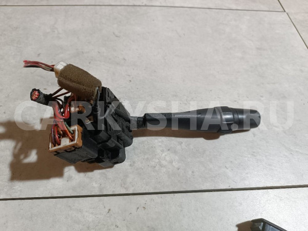 Переключатель поворотов подрулевой Nissan Cefiro оригинальный номер 255403Y940
