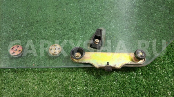 Стекло двери Mitsubishi 3000 GT Z15A (1994—1998) Mitsubishi 3000 GT 