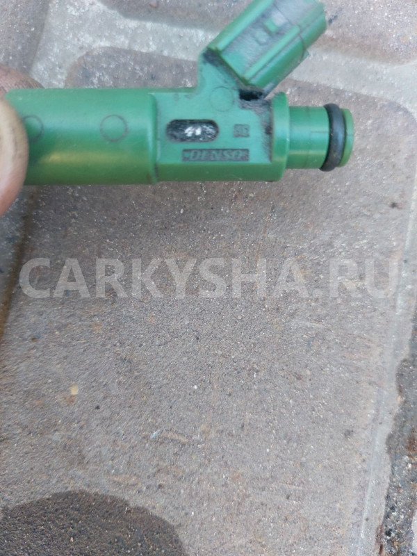 Форсунка топливная Toyota Avensis T250 Toyota Avensis оригинальный номер 2320922040
