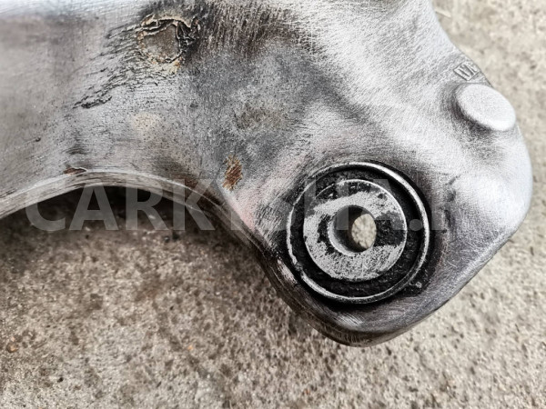 Кулак задний левый Mercedes-Benz C-класс W205 Mercedes-Benz C-klasse оригинальный номер A2053500141