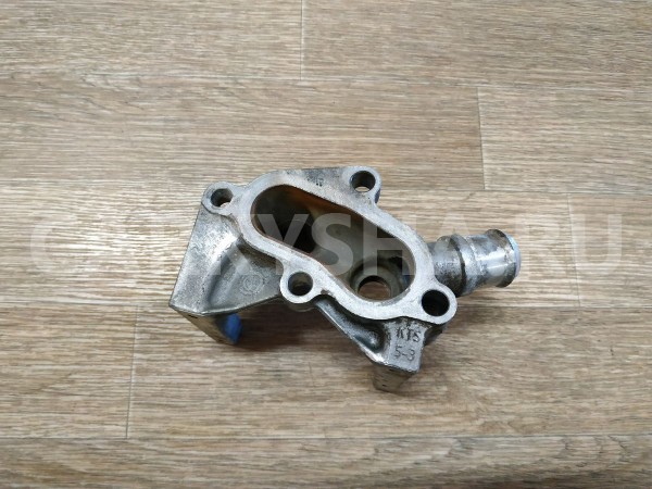 Фланец двигателя системы охлаждения Ford Fusion 