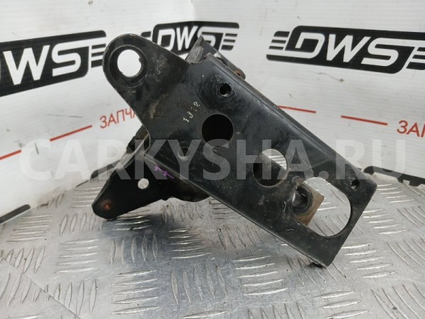 Подушка КПП Toyota bB 