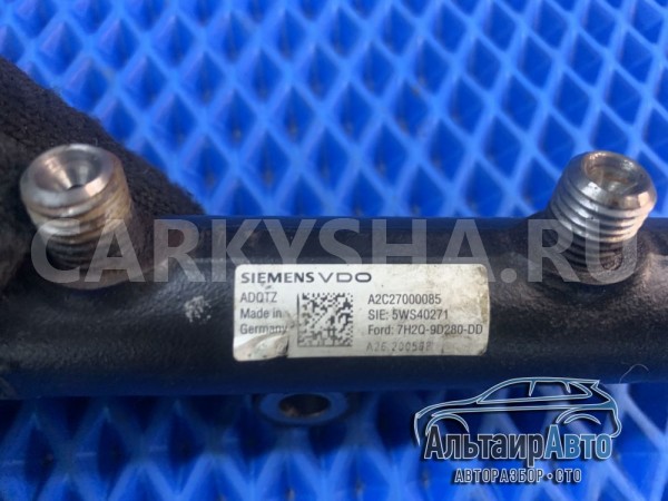 Топливная рампа правая Discovery 3 276DT Land Rover Discovery оригинальный номер A2C27000085