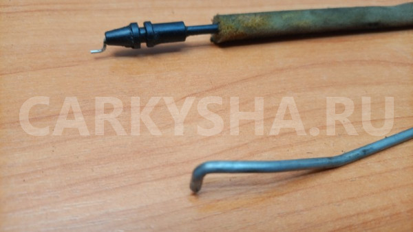 Тяга замка двери (комплект) передняя левая Mitsubishi i оригинальный номер MR573895