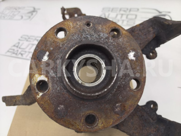 Поворотный кулак передний правый Skoda Yeti 5L Skoda Yeti 