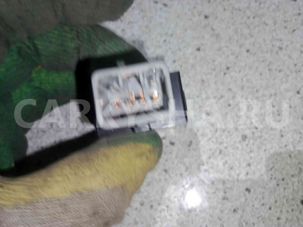 Кнопка обогрева заднего стекла Kia Rio II рестайлинг (2009—2011) Kia Rio оригинальный номер 937101G001