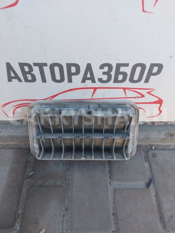 Решетка вентиляционная задн пр Toyota AvensisT250 Toyota Avensis оригинальный номер 6294005050